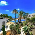 Tropicalidays Oceanview Appartamento