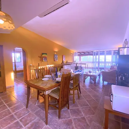 Tropicalidays Oceanview アパート Chayofa